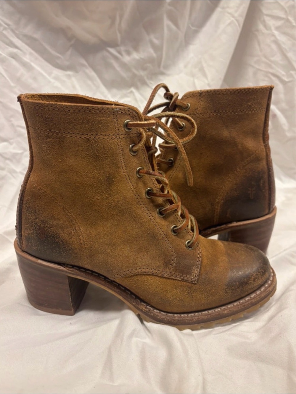 Frye Cognac Leather Lace-Up Block Heel Boots | Size 6